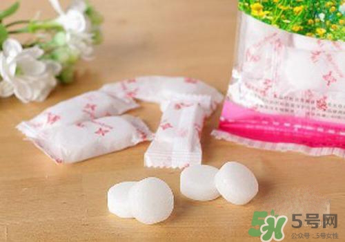 樟腦丸對跳蚤有用嗎？樟腦丸可以除跳蚤嗎？