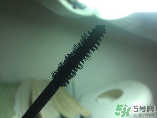 菲詩(shī)小鋪睫毛膏怎么樣？the face shop睫毛膏好用嗎？