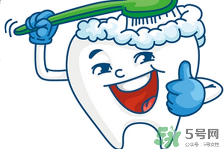 坐月子刷牙怎么辦？坐月子可以用漱口水嗎？