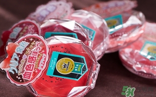 canmake腮紅膏怎么用？canmake腮紅膏使用方法
