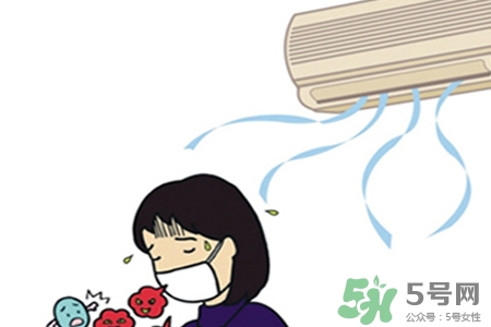 冬天怎樣預(yù)防暖氣??？如何預(yù)防冬季空調(diào)?。?></p><h3>冬天怎樣預(yù)防暖氣病</h3><p>醫(yī)生建議，預(yù)防“暖氣病”，應(yīng)該從創(chuàng)造室內(nèi)小氣候做起，室溫應(yīng)保持在18℃至24℃，要勤開窗戶通風，一般早晚各開窗通風一次，每次開窗時間不少于30分鐘。醫(yī)生提醒市民，保持房間濕度最直接的方法就是人工加濕，如室內(nèi)安置水盆、加濕器等，但要想預(yù)防“暖氣病”，首先就是要多喝水、多吃水果。</p><p style=