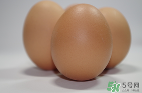 雞蛋可以帶上飛機(jī)嗎？坐飛機(jī)可以帶雞蛋嗎？