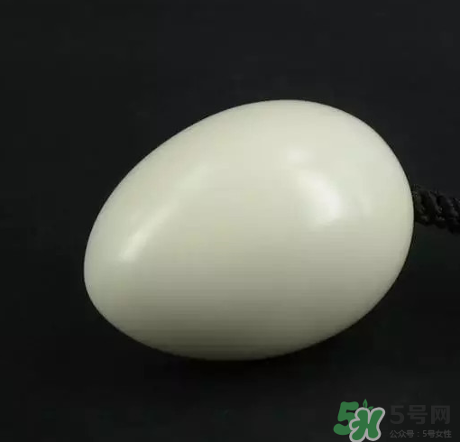 熟雞蛋滾臉有什么好處？熟雞蛋滾臉能吸毒素嗎？