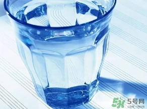 鹽水洗鼻多久見效？鹽水洗鼻一次洗多久？