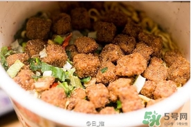 日清杯面謎肉祭多少錢？合味道謎肉祭的謎肉是什么肉？