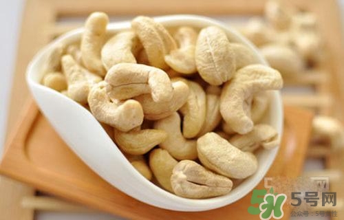 腰果是生吃好還是熟吃好？腰果生吃熟吃哪個(gè)更好吃更營(yíng)養(yǎng)？