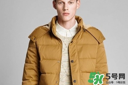 羽絨服洗完后毛不均勻怎么辦？羽絨服洗完后結(jié)塊怎么辦？