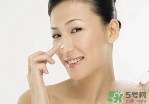 綿羊油可以搽臉嗎？綿羊油可不可以搽臉？