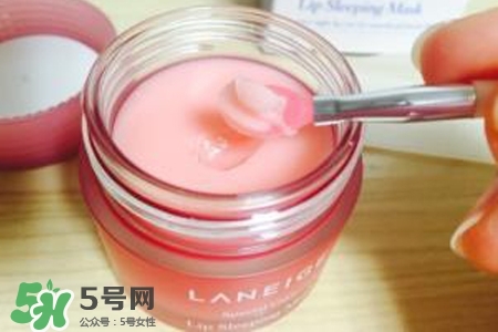 蘭芝唇膜怎么清洗？蘭芝唇膜需要用卸妝水清洗嗎？