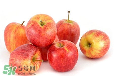 寶寶吃蘋果泥要蒸熟嗎？寶寶吃蘋果泥有什么好處？