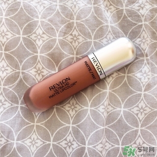 露華濃唇膏多少錢？露華濃唇膏專柜價格美國價格