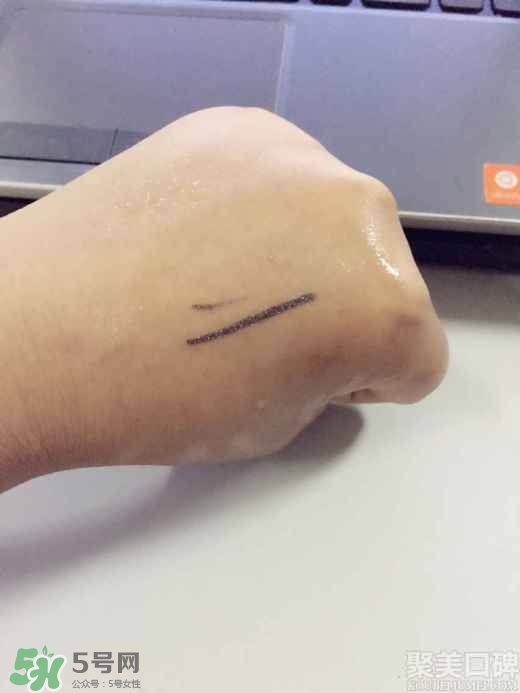 forencos眼線筆怎么用？forencos眼線筆使用方法