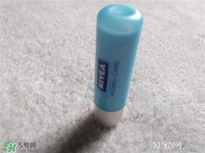 妮維雅唇膏和曼秀雷敦唇膏哪個好？妮維雅和曼秀雷敦對比