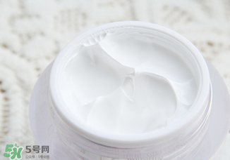 素顏霜會堵塞毛孔嗎？素顏霜會不會堵塞毛孔？