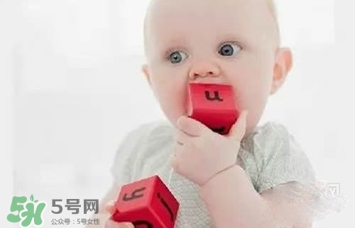 寶寶喜歡撞頭是怎么回事？寶寶喜歡撞頭怎么辦？