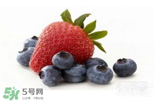 長痘痘補充什么維生素？長痘痘補充維生素b嗎？