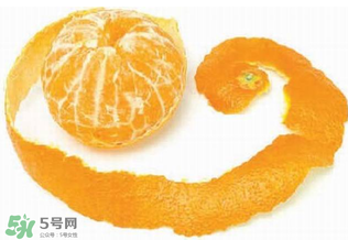 新鮮橘子皮能泡水喝嗎？新鮮橘子皮泡水喝的功效