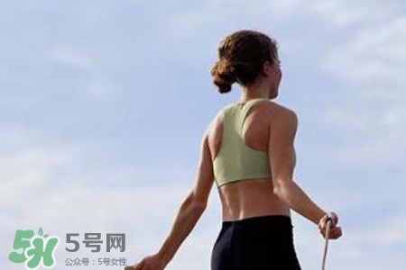 冬天跳繩可以減肥嗎？冬季跳繩瘦身的正確方法
