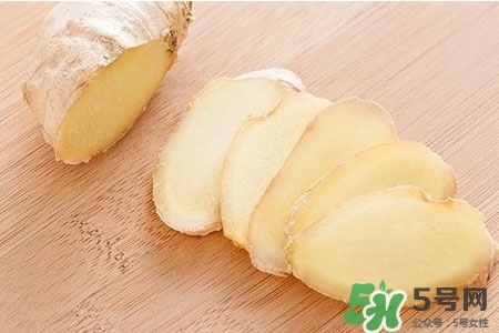 口含生姜片止咳嗎？姜治咳嗽嘔吐小秘方