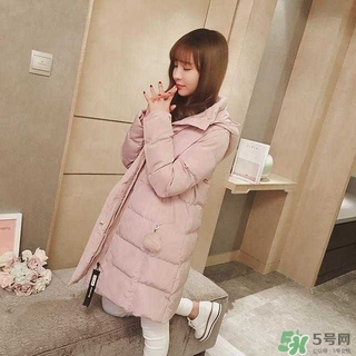 小個子女生適合穿什么羽絨服？個子矮的女生適合什么羽絨服