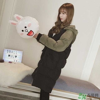 小個子女生適合穿什么羽絨服？個子矮的女生適合什么羽絨服