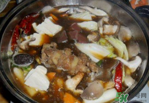羊蝎子火鍋好吃嗎？羊蝎子火鍋涮什么好吃？