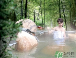 來月經(jīng)可以泡溫泉嗎？泡溫泉來月經(jīng)了怎么辦？