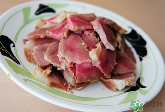 腌咸肉一斤肉放多少鹽？腌咸肉一斤肉放鹽比例