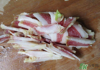 咸肉腌制幾天后可以曬？咸肉腌幾天可以吹風？