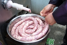 灌香腸的腸衣是濕的可以嗎？腸衣用干的好還是濕的好？