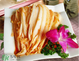 腌白菜放多少鹽？腌白菜放鹽比例