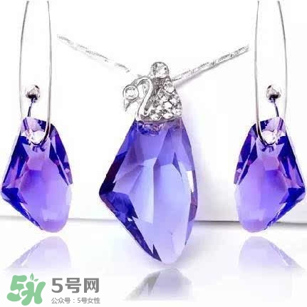 施華洛世奇是什么材質(zhì)？施華洛世奇是真水晶嗎？