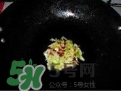 魚丸和雞蛋可以一起吃嗎？魚丸和雞蛋能不能同時(shí)吃？