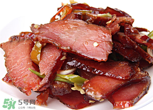 腌肉怎么做好吃？腌肉炒什么菜好吃？