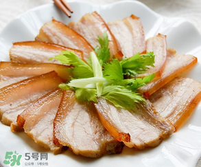 腌肉怎么做好吃？腌肉炒什么菜好吃？