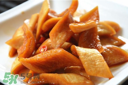 腌蘿卜變黃了正常嗎？腌蘿卜變黃了還能吃嗎？