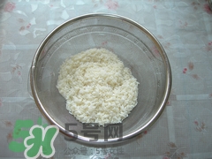 珍珠丸子蒸多長時間？珍珠丸子要蒸多久？