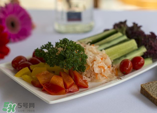 腌菜放多少鹽？腌菜放鹽的比例