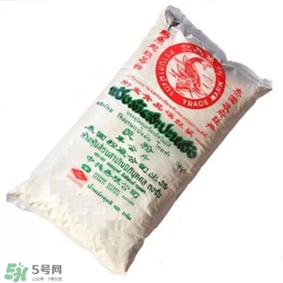 豆腐丸子要用面粉嗎？做豆腐丸子是用面粉還是淀粉？
