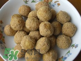 豆腐丸子散了怎么辦？豆腐丸子怎么做不散？