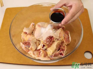 雞肉腌制不能超過多久？雞肉腌了三天還能吃嗎？