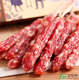 曬香腸要扎孔嗎？曬香腸需要扎洞嗎？