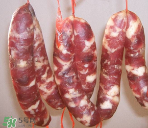 香腸什么時(shí)候扎孔？香腸扎孔技巧
