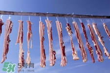 熏肉下雨天怎么辦？熏肉下雨天會(huì)壞嗎？