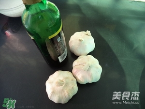 臘八蒜用什么蒜？臘八蒜用新蒜還是老蒜？