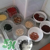 怎么用電飯煲煮臘八粥？電飯煲怎么熬臘八粥？