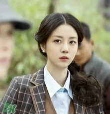 李溪芮的口紅什么顏色？李溪芮口紅色號試色