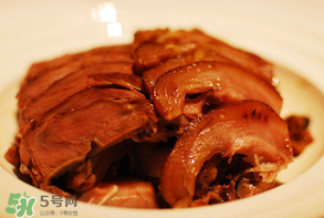 鹵豬頭肉多少錢一斤？醬鹵豬頭肉多少錢一斤？