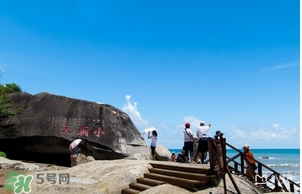 春節(jié)去三亞穿什么？過年春節(jié)去三亞穿什么衣服？