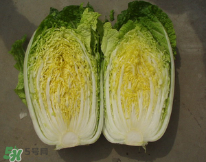 白菜葉子上的小黑點是什么？白菜葉子上有黑點能吃嗎？